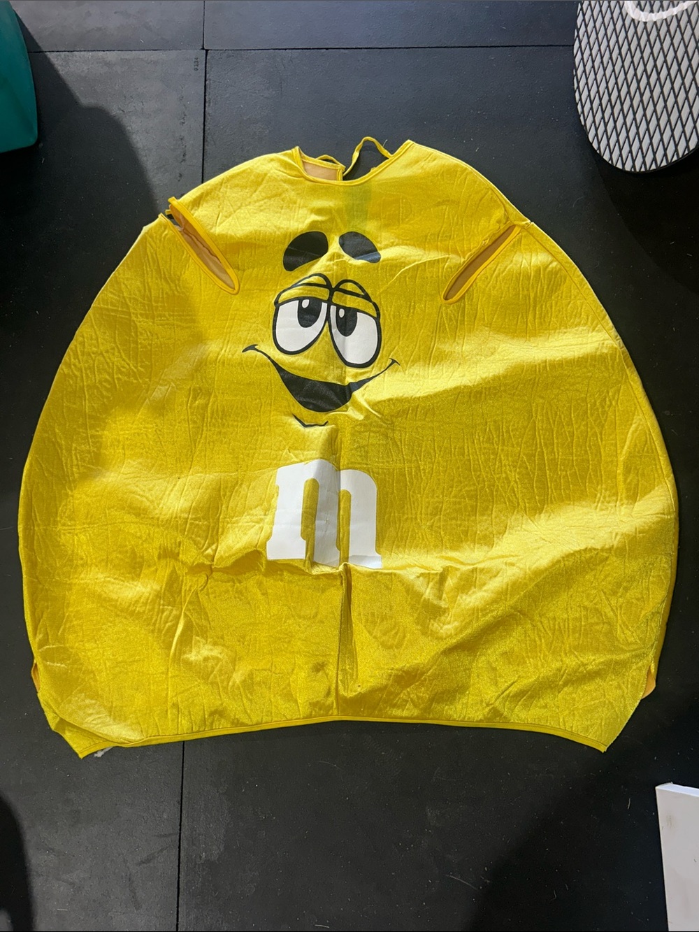 M&M'S Yellow Kids Character Cape with Smiling Face